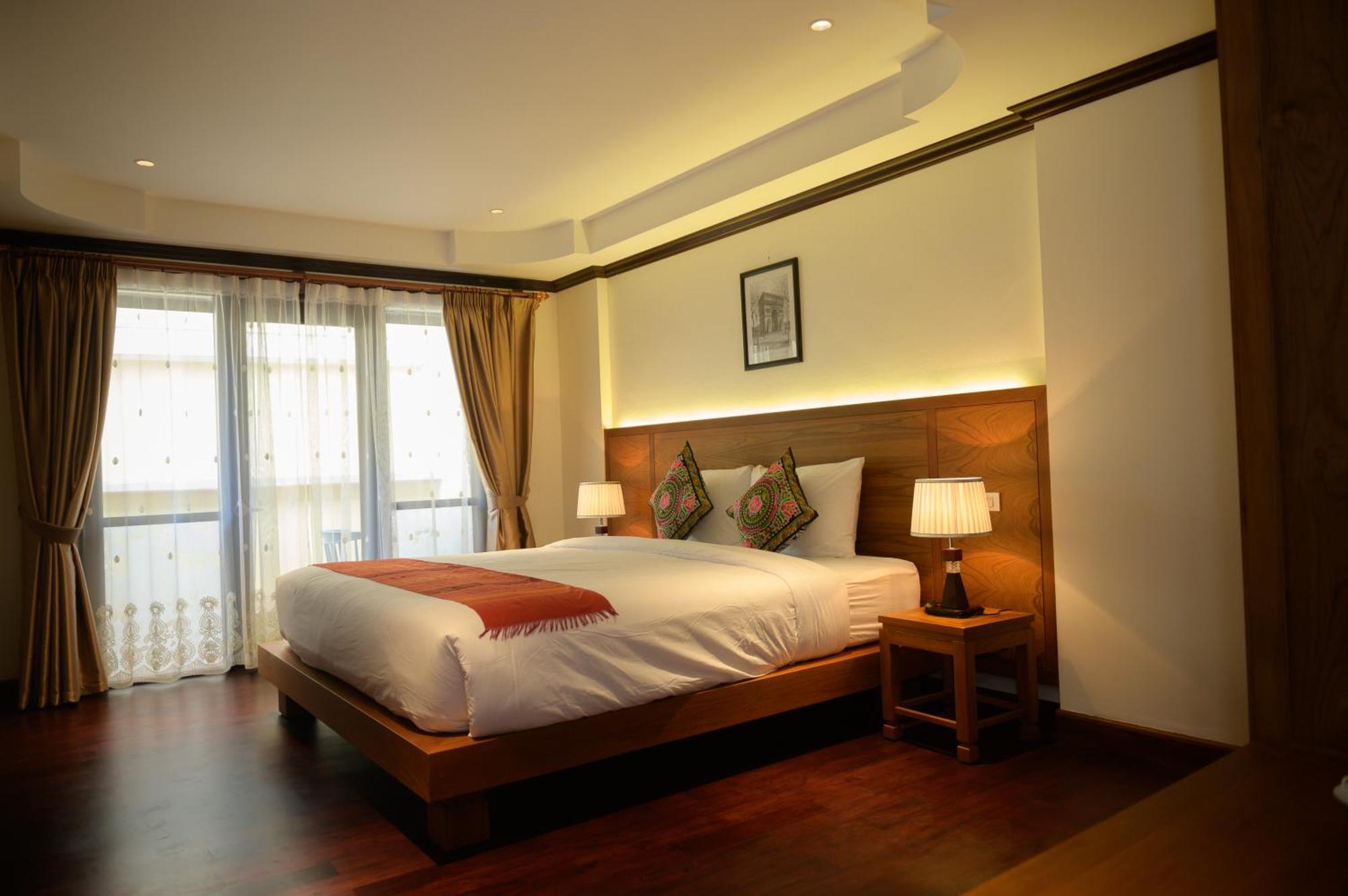 Lux Hotel Λουάνγκ Πραμπάνγκ Εξωτερικό φωτογραφία
