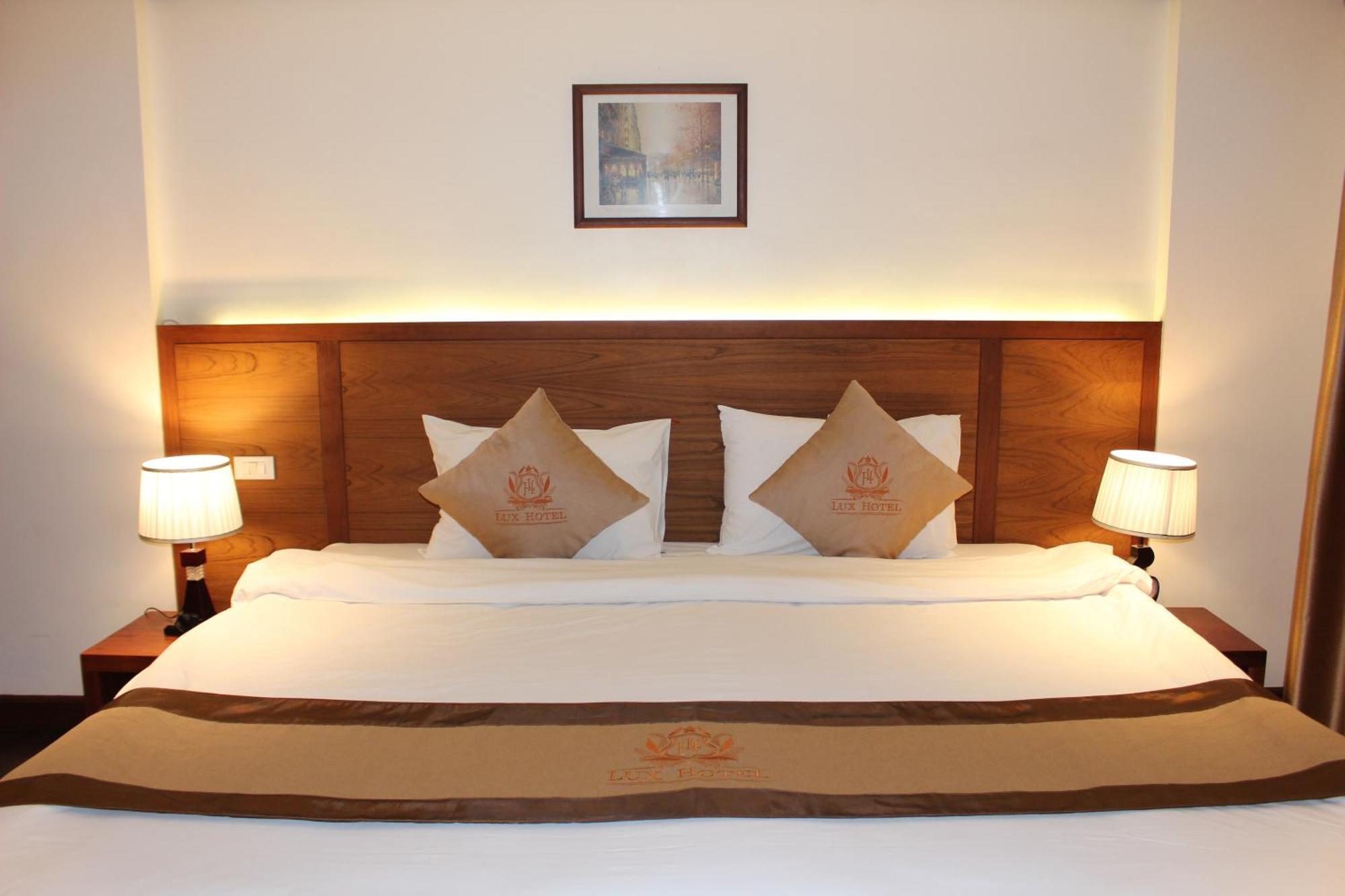 Lux Hotel Λουάνγκ Πραμπάνγκ Εξωτερικό φωτογραφία